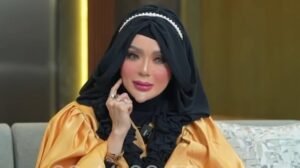 Grace in the Spotlight: TikToker Yuni Jasmine Turns Heads at Ustaz Hilman Fauziâ€™s Islamic Gathering